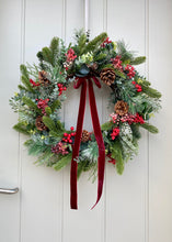 Load image into Gallery viewer, Very Berry Wreath - Medium
