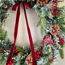 Load image into Gallery viewer, Very Berry Wreath - Large
