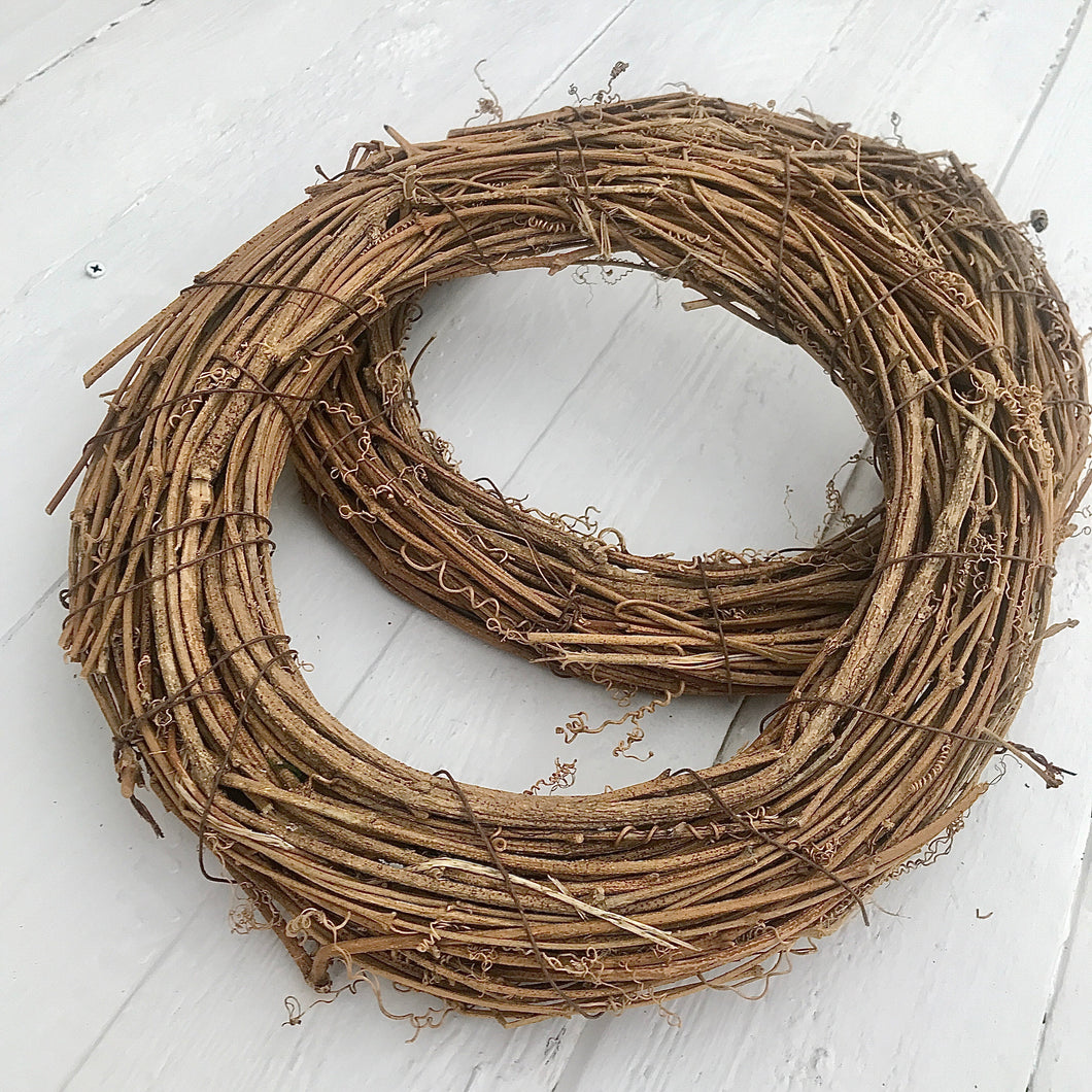 Natural Willow Wreath Base 30cm - Field & Rose