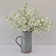 Load image into Gallery viewer, Pretty white star flower stems, perfect for adding a touch of effortless style to your home.  Each bundle has 3 sprays with gorgeous little white flowers. Looks beautiful  displayed in glass or ceramic vase with 2 or 3 bundles.
