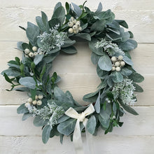 Load image into Gallery viewer, Mistletoe &amp; White Berries - Medium - Field &amp; Rose
