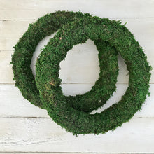 Load image into Gallery viewer, Moss Wreath Base 30cm - Field &amp; Rose
